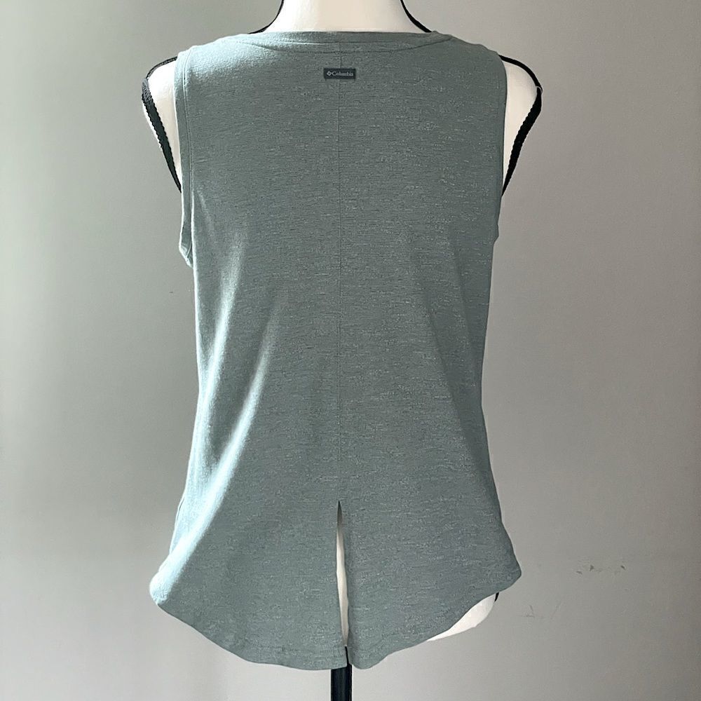 NWOT! Columbia Green Sleeveless Top. Size Small. - Picture 2 of 6
